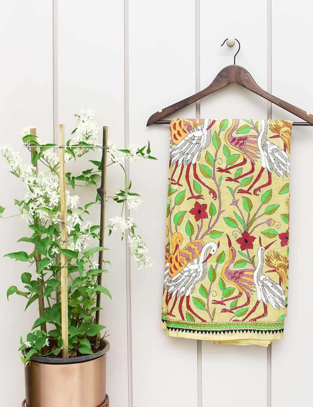 Swan Design Kantha Silk Dupatta